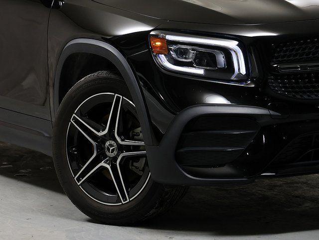 used 2023 Mercedes-Benz GLB 250 car, priced at $33,389