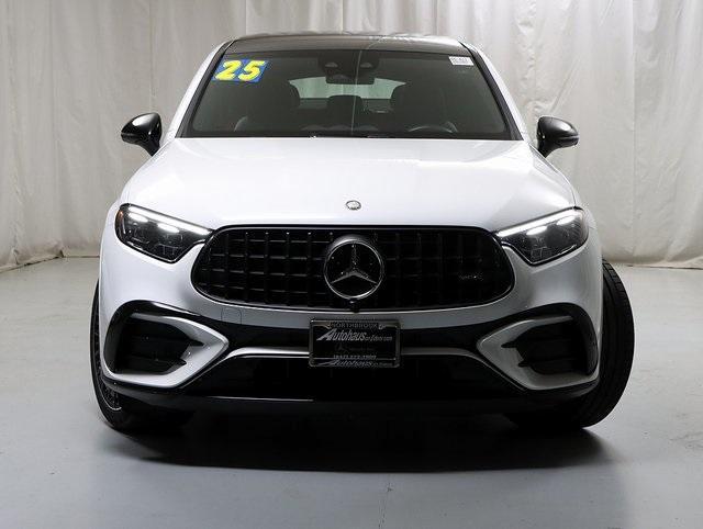 2025 MANUFAKTUR Moonlight White Metallic Mercedes-Benz AMG GLC 43