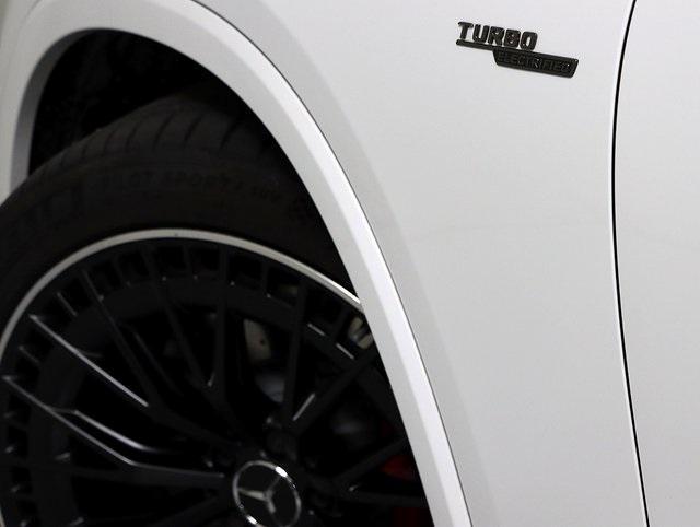 2025 MANUFAKTUR Moonlight White Metallic Mercedes-Benz AMG GLC 43