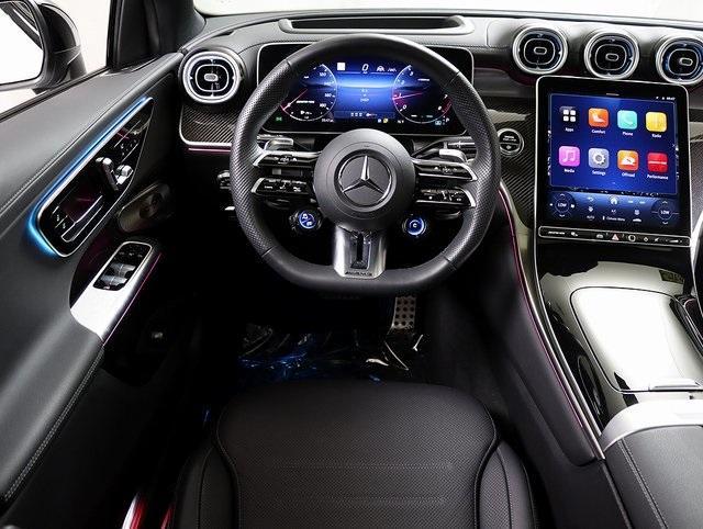 2025 MANUFAKTUR Moonlight White Metallic Mercedes-Benz AMG GLC 43