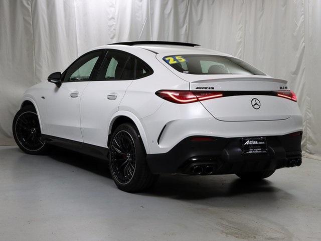 2025 MANUFAKTUR Moonlight White Metallic Mercedes-Benz AMG GLC 43
