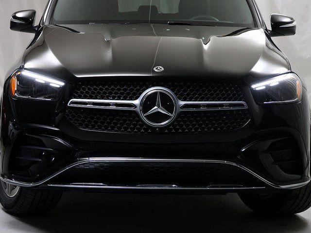 new 2026 Mercedes-Benz GLE 450 car, priced at $77,367
