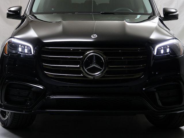 new 2026 Mercedes-Benz GLS 450 car, priced at $102,870