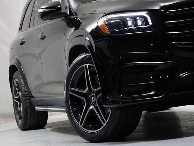 new 2026 Mercedes-Benz GLS 450 car, priced at $102,870