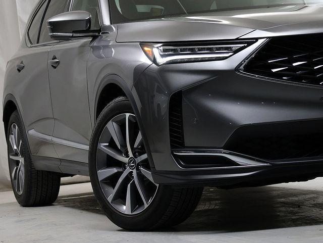 used 2025 Acura MDX car, priced at $49,904