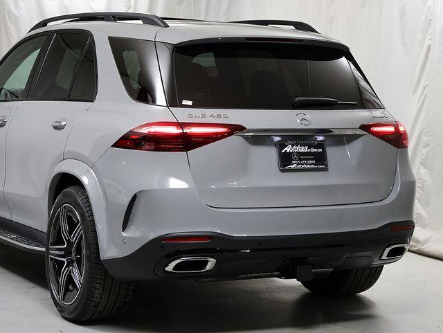 new 2026 Mercedes-Benz GLE 450 car, priced at $82,927