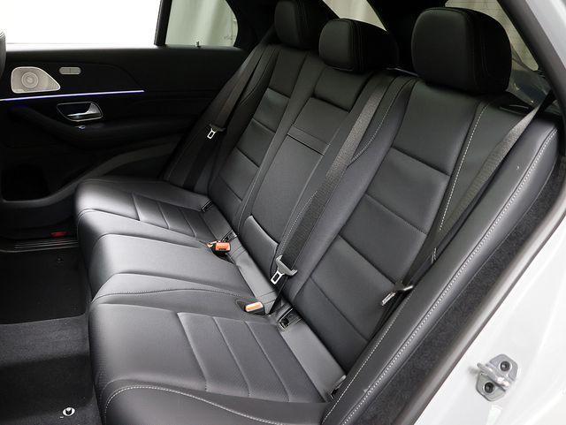 new 2026 Mercedes-Benz GLE 450 car, priced at $82,927