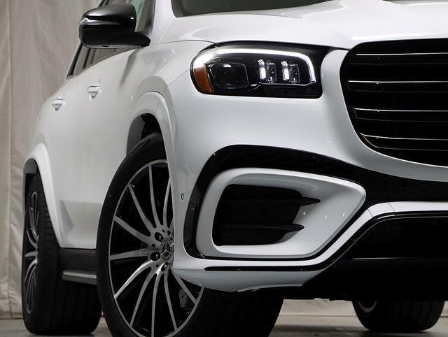 new 2026 Mercedes-Benz GLS 580 car, priced at $123,035