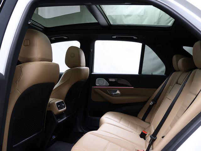 new 2026 Mercedes-Benz GLE 450 car, priced at $84,252