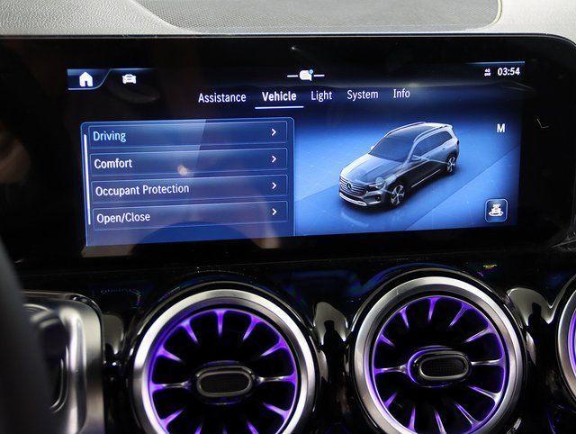 new 2025 Mercedes-Benz GLB 250 car, priced at $51,095