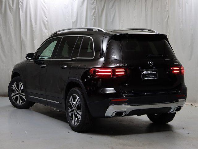 new 2025 Mercedes-Benz GLB 250 car, priced at $51,095