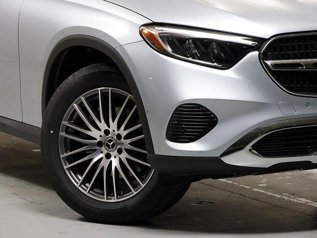 new 2026 Mercedes-Benz GLC 300 car, priced at $58,582