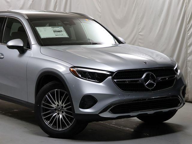 new 2026 Mercedes-Benz GLC 300 car, priced at $58,582
