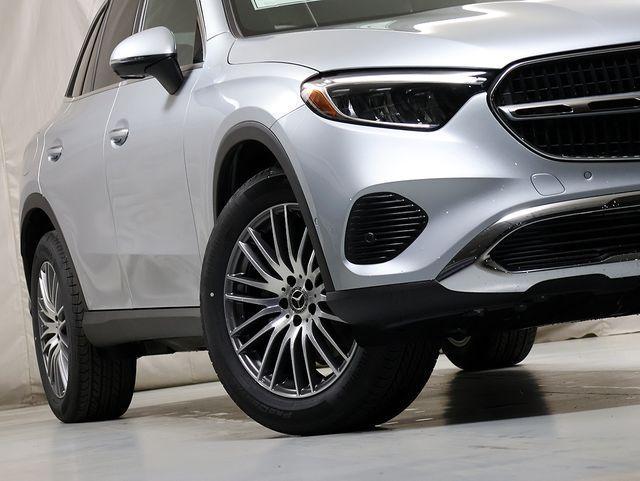 new 2026 Mercedes-Benz GLC 300 car, priced at $58,582