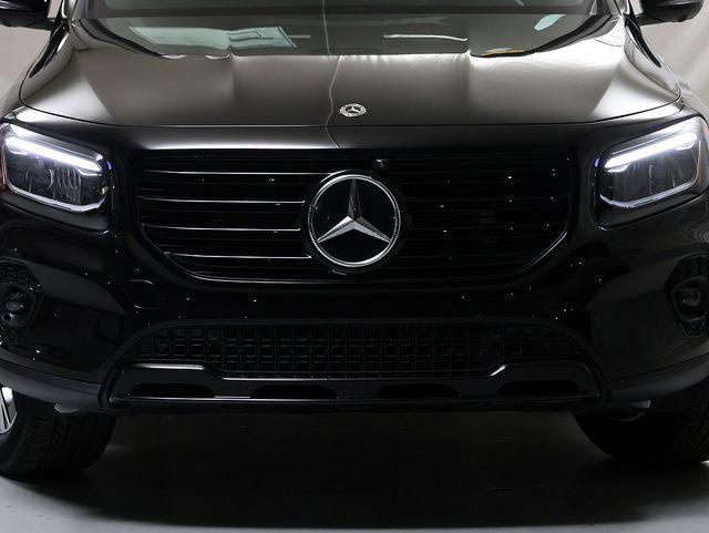 new 2026 Mercedes-Benz GLB 250 car, priced at $53,420