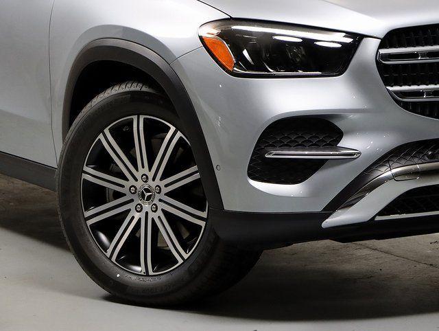 used 2025 Mercedes-Benz GLE 450 car, priced at $66,207