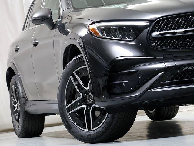 new 2026 Mercedes-Benz GLC 300 car, priced at $62,032