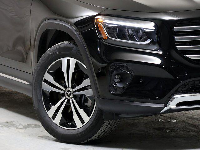 used 2026 Mercedes-Benz GLB 250 car, priced at $45,427