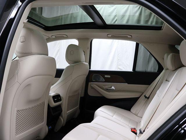 new 2026 Mercedes-Benz GLE 450 car, priced at $80,492