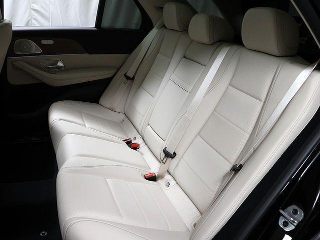 new 2026 Mercedes-Benz GLE 450 car, priced at $80,492