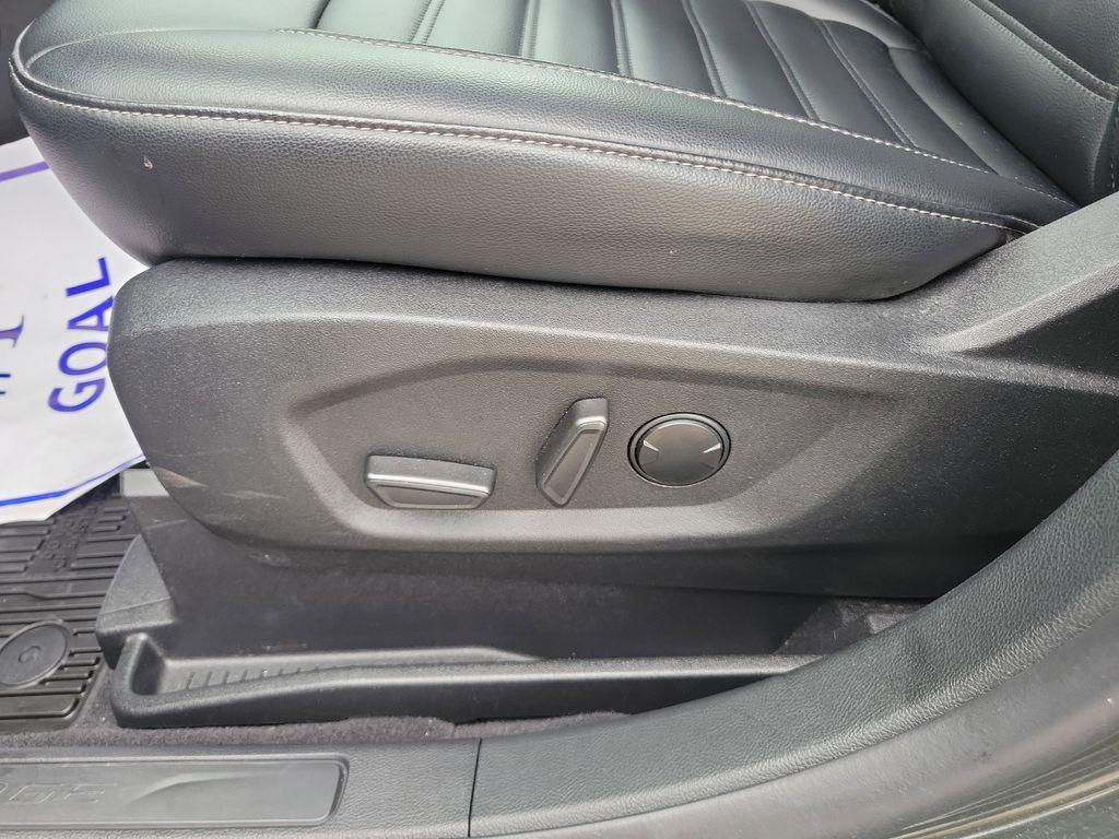 used 2023 Ford Edge car, priced at $26,787