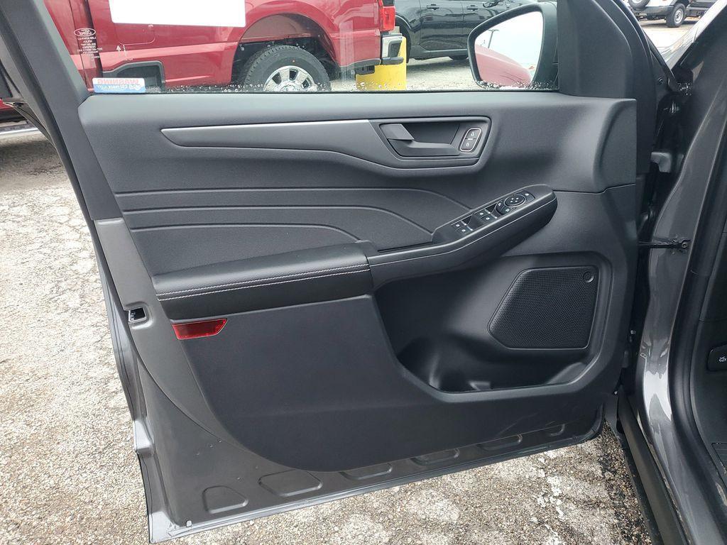 new 2026 Ford Escape car, priced at $30,415