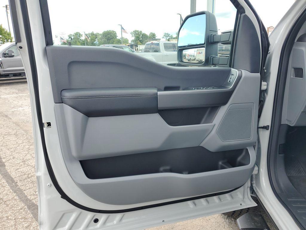 new 2026 Ford F-350 car, priced at $70,215