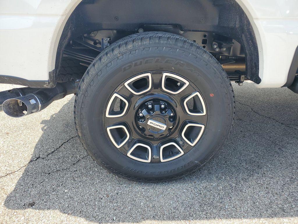 new 2025 Ford F-350 car, priced at $95,127