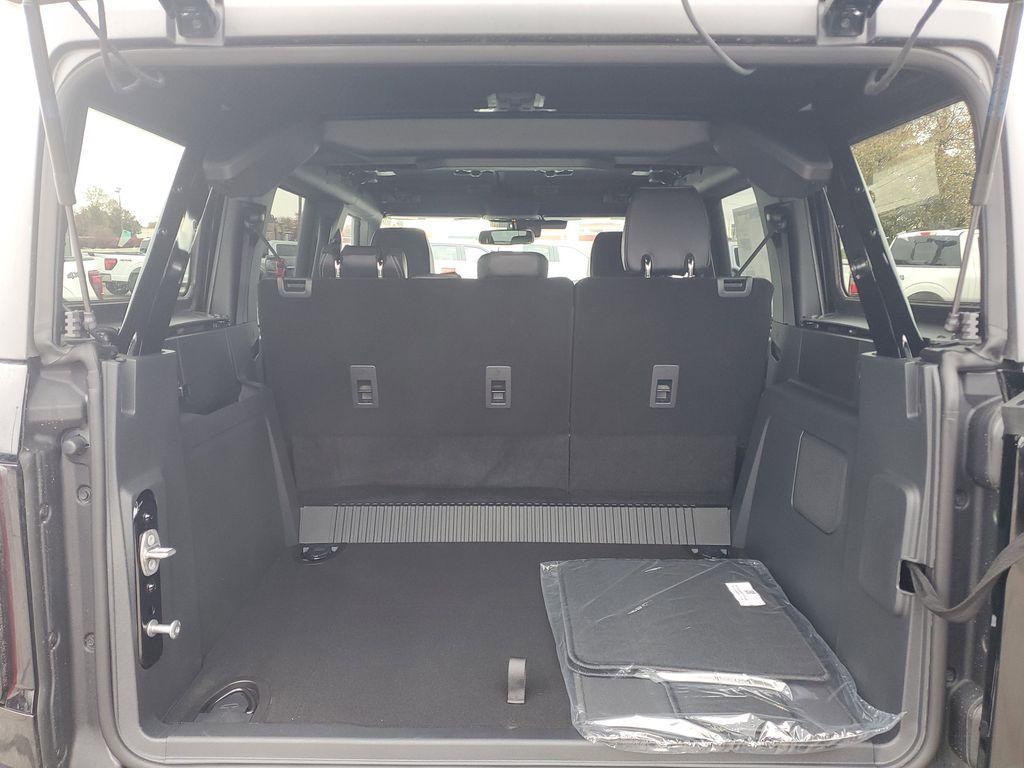 new 2025 Ford Bronco car, priced at $52,663