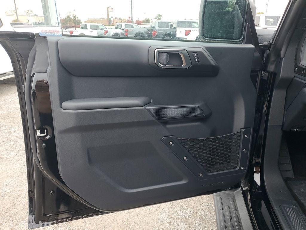 new 2025 Ford Bronco car, priced at $52,663