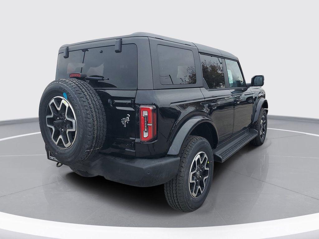 new 2025 Ford Bronco car, priced at $52,663