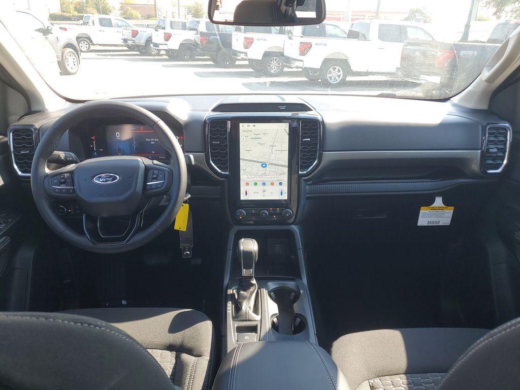 new 2025 Ford Ranger car, priced at $39,001