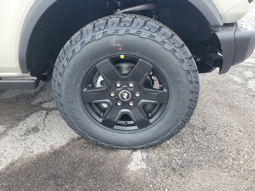 new 2025 Ford Bronco car, priced at $49,974