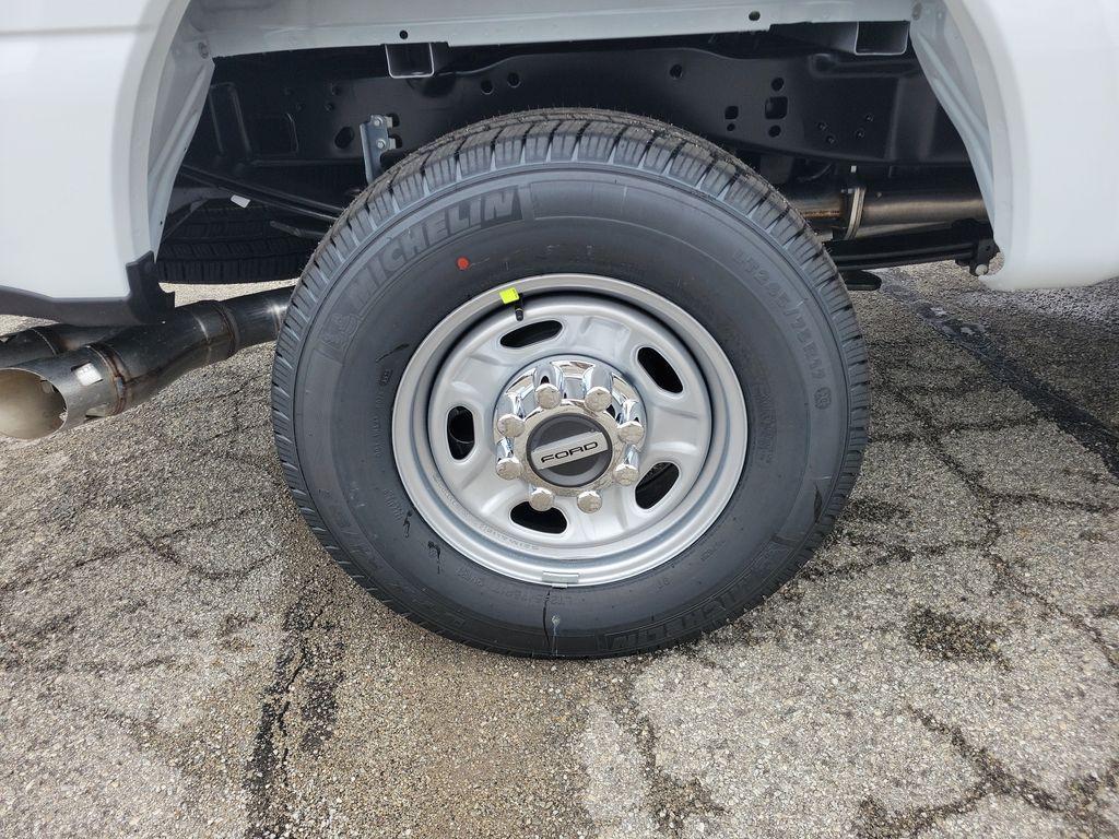 new 2027 Ford F-250 car, priced at $69,150