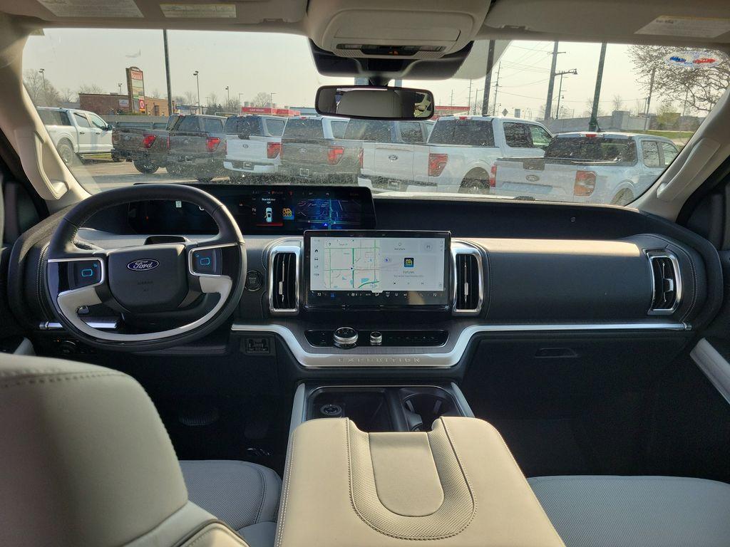 new 2025 Ford Expedition Max car