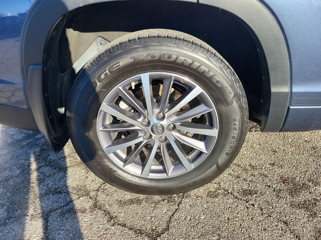 used 2017 Toyota Highlander car, priced at $20,874