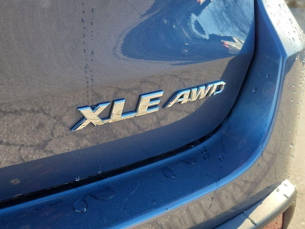 used 2017 Toyota Highlander car, priced at $20,874