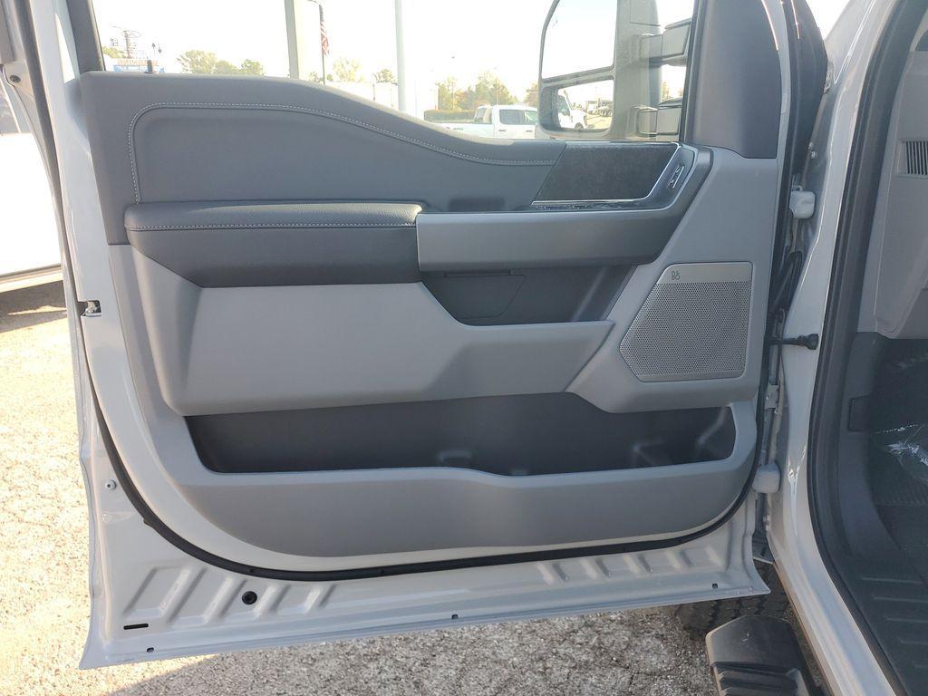 new 2026 Ford F-350 car, priced at $67,545