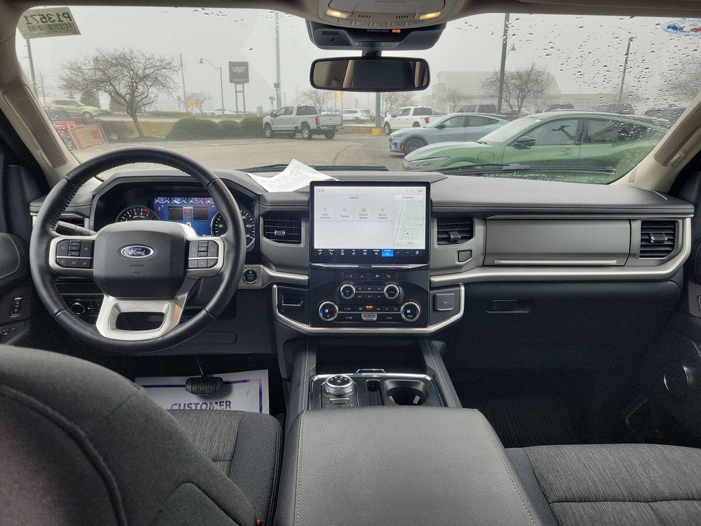 used 2023 Ford Expedition car, priced at $44,158