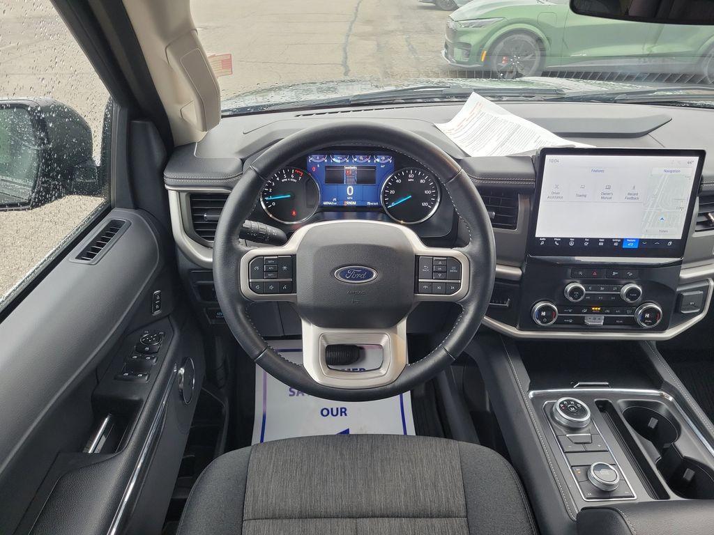 used 2023 Ford Expedition car, priced at $44,158