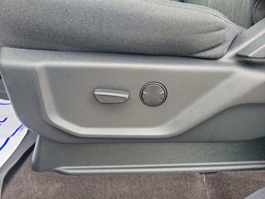 used 2023 Ford Expedition car, priced at $44,158