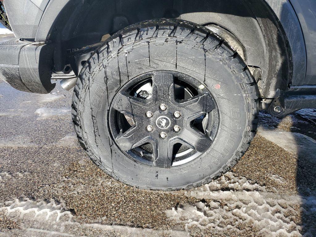 new 2025 Ford Bronco car, priced at $48,905