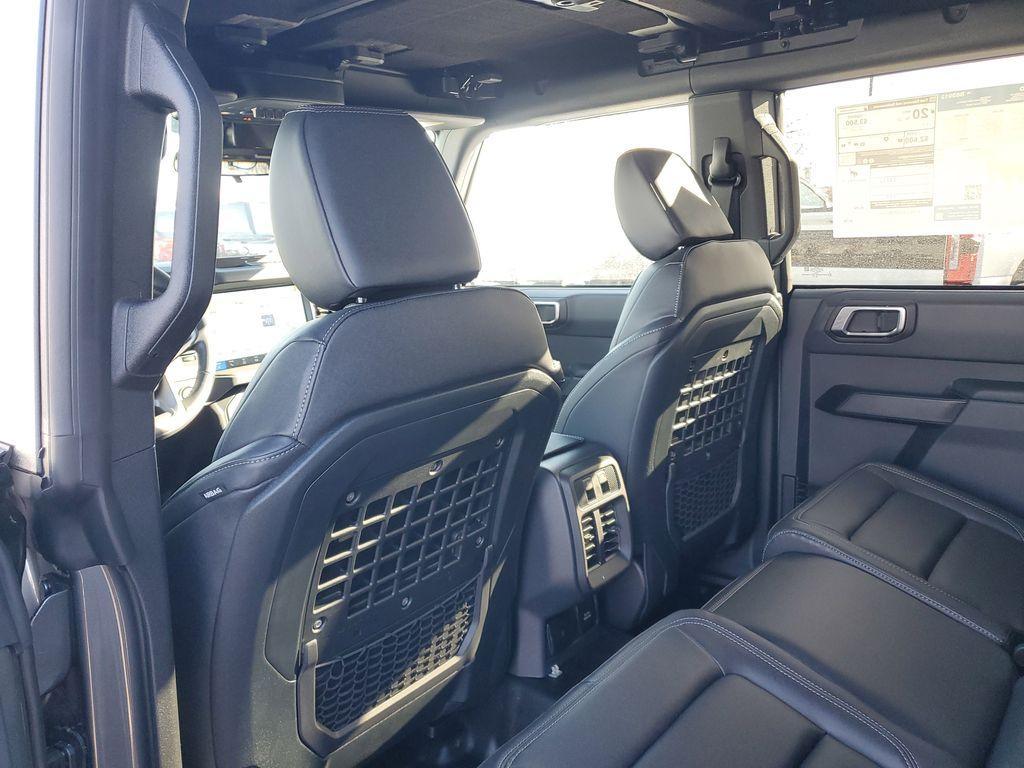new 2025 Ford Bronco car, priced at $48,905