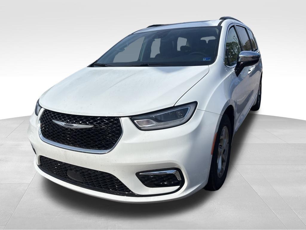 used 2023 Chrysler Pacifica car, priced at $25,200