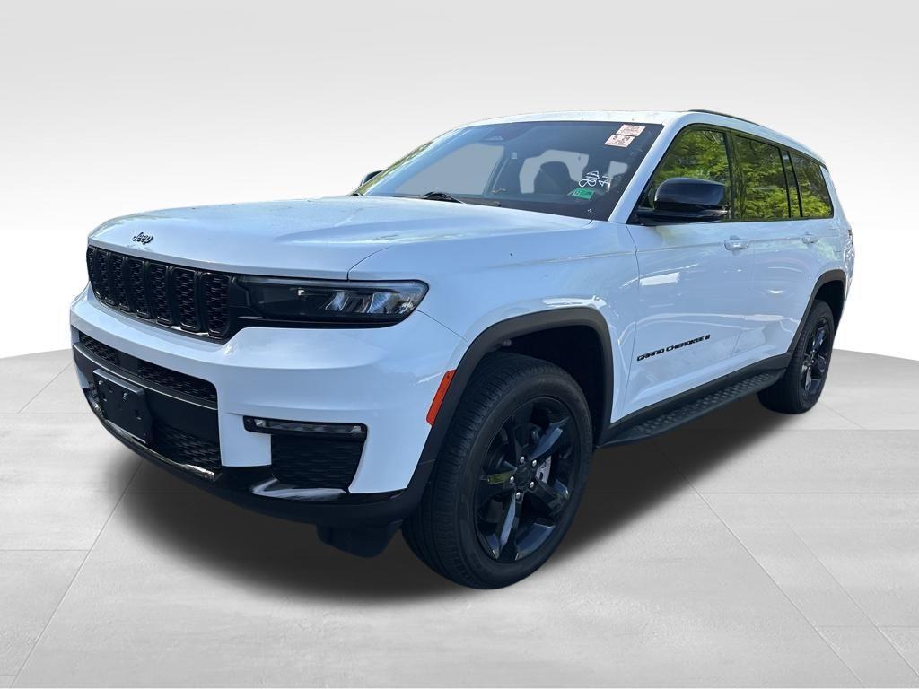 used 2025 Jeep Grand Cherokee L car, priced at $39,900