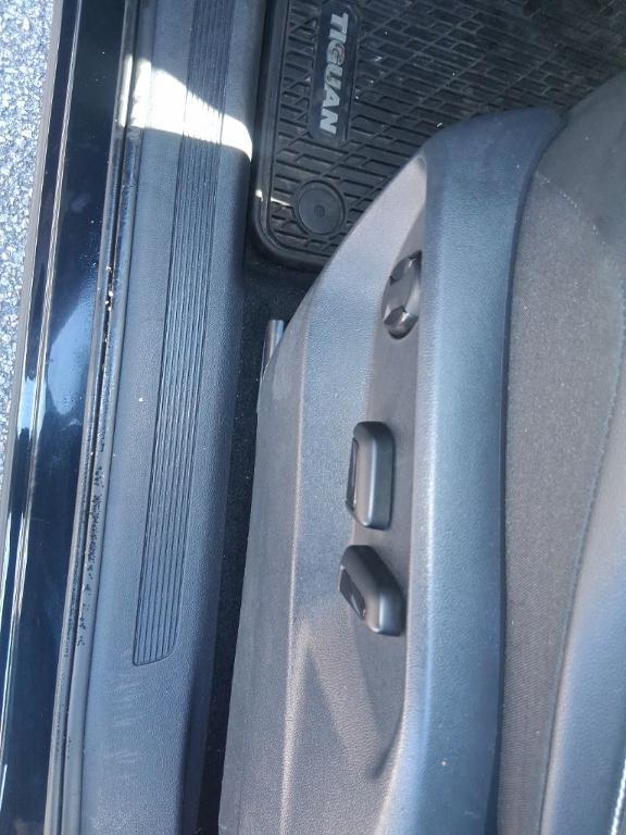 used 2021 Volkswagen Tiguan car, priced at $21,995