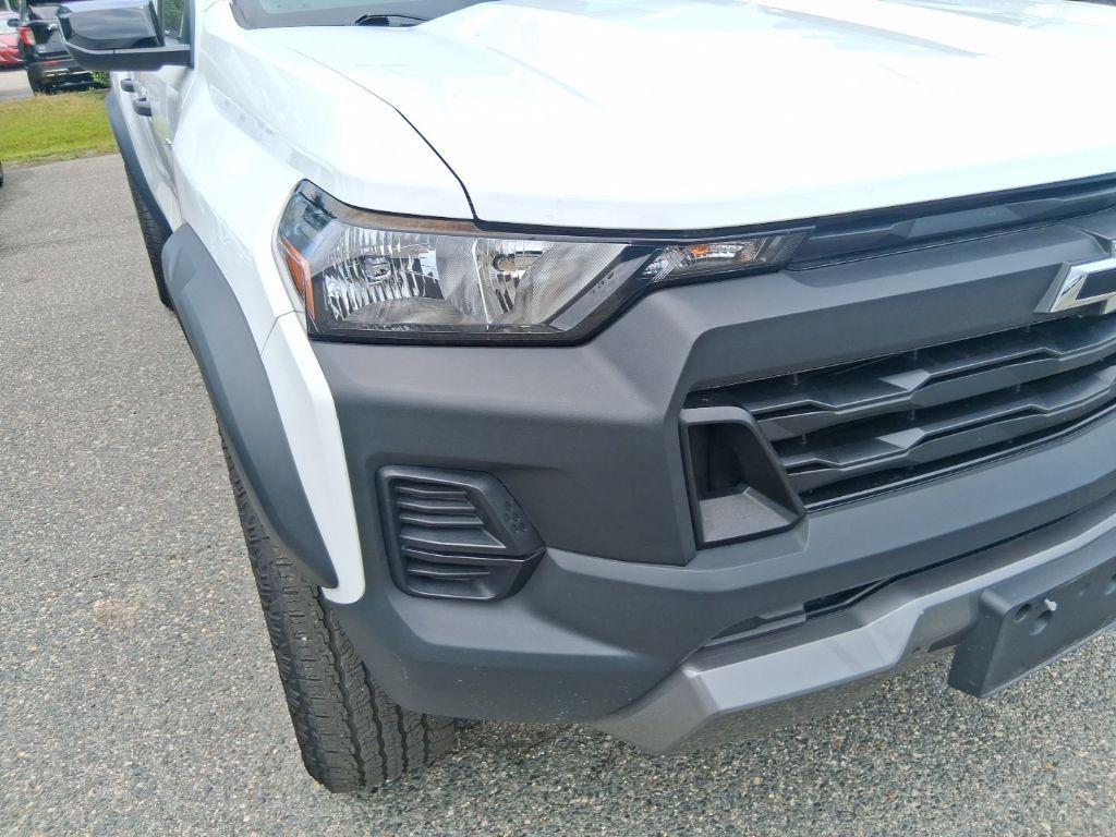 used 2024 Chevrolet Colorado car, priced at $39,990