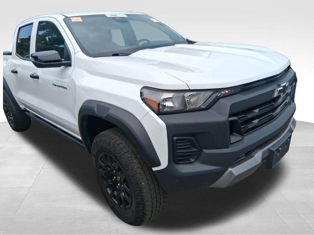 used 2024 Chevrolet Colorado car, priced at $39,990