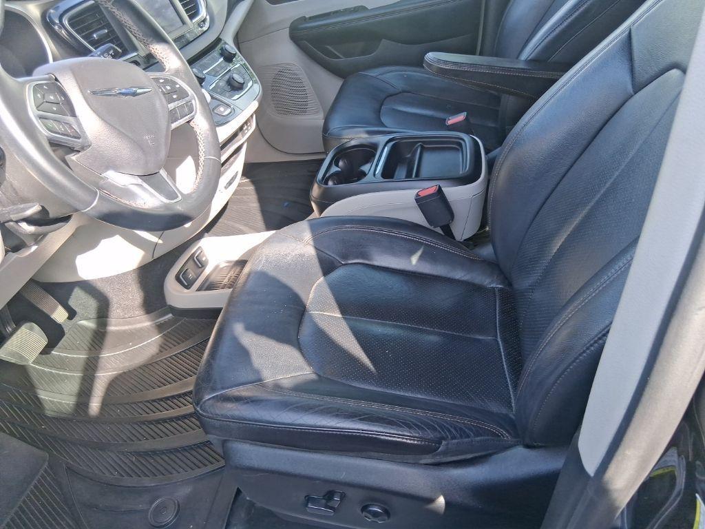 used 2018 Chrysler Pacifica car, priced at $11,850