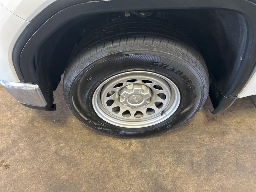 used 2024 GMC Sierra 1500 car, priced at $25,995